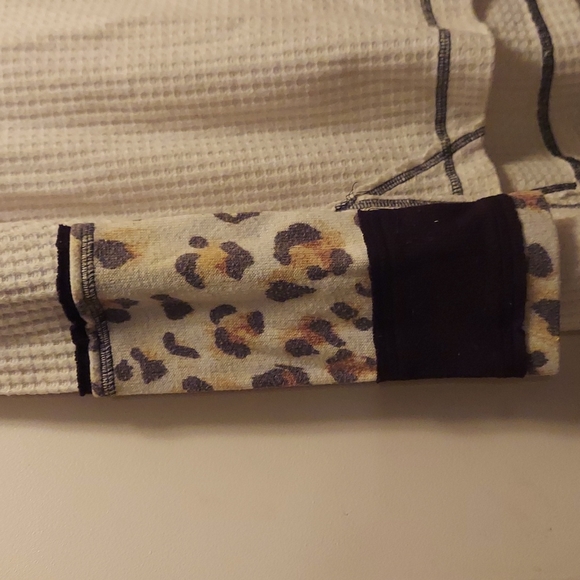 Women's We The Free top - Picture 2 of 7